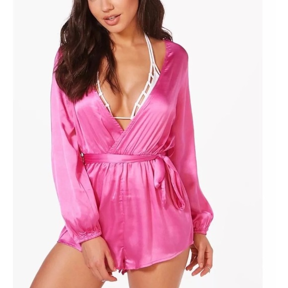 BOOHOO Pink Glossy Satin Playsuit Romper cover-up - Picture 2 of 4